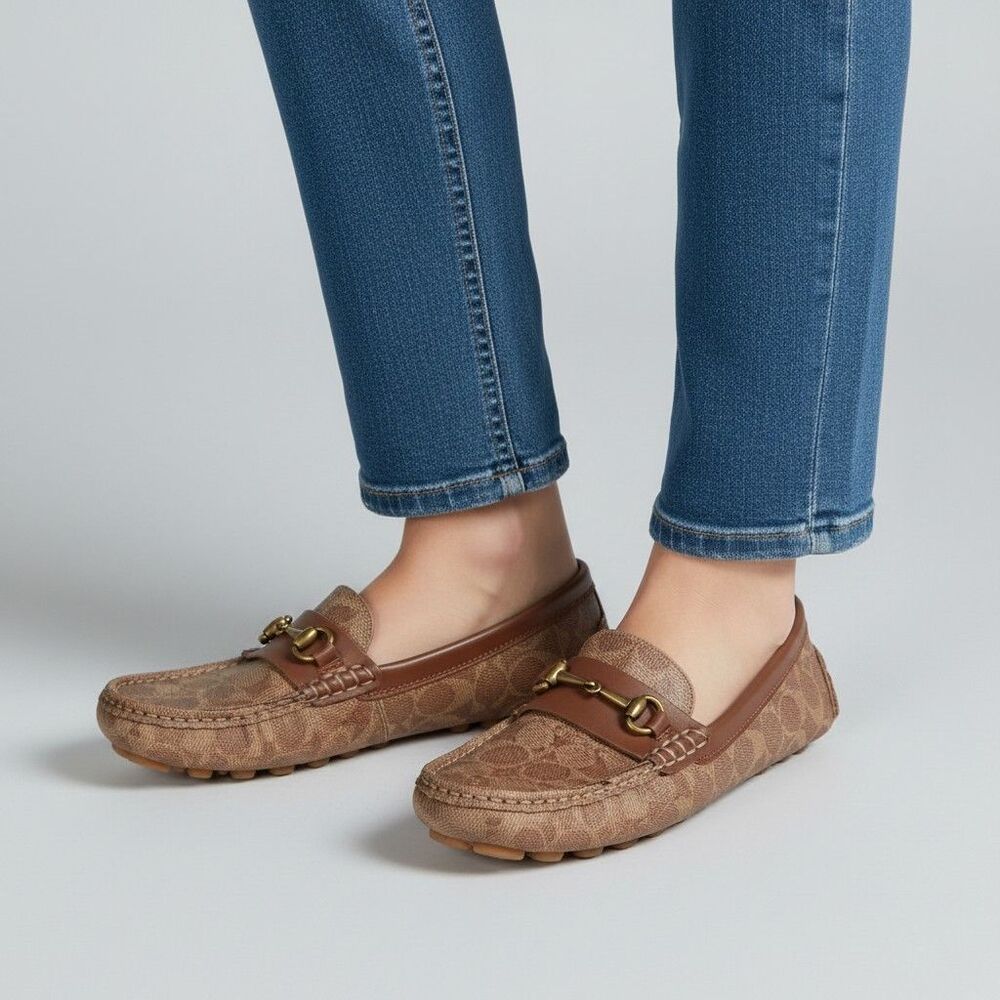 Coach Crosby Turnlock Driver Loafer Moccasin Signature Canvas Leather Women's 9B